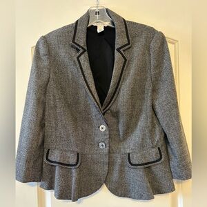 Gray Women's Blazer with Black Trim - 8